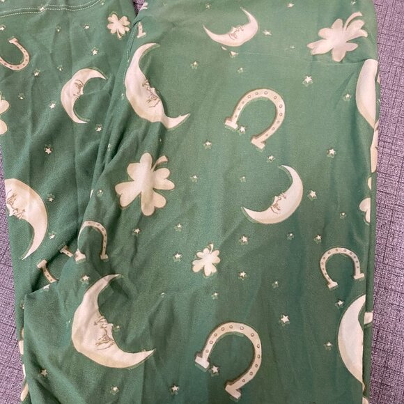 OS NWOT Lularoe leggings Clovers Moon St Patrick's Day - Picture 3 of 8